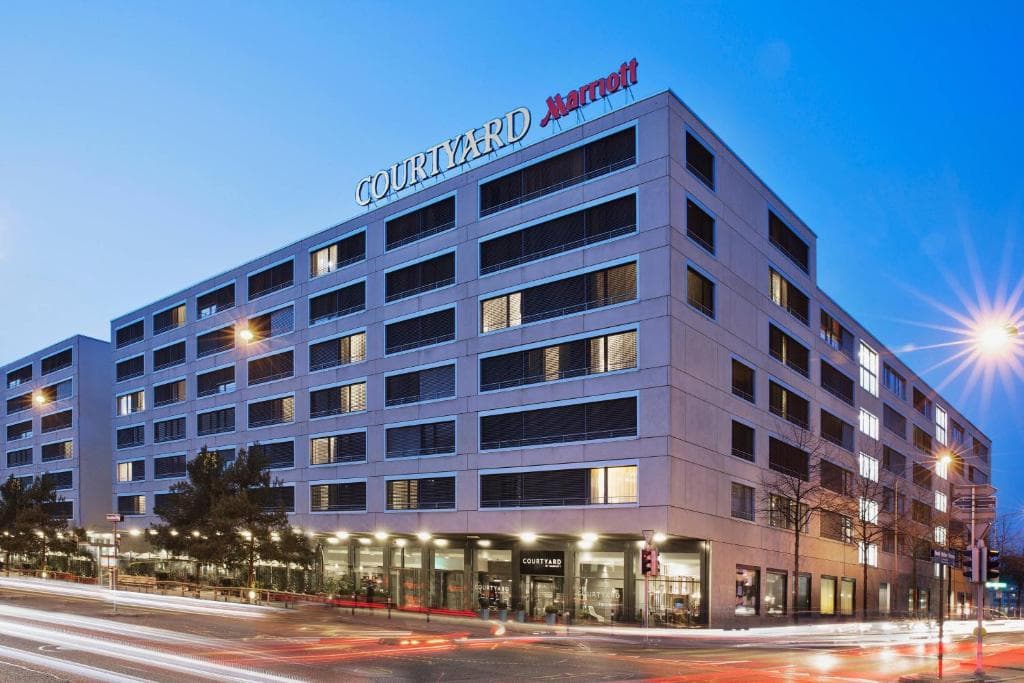 Courtyard By Marriott Zurich North