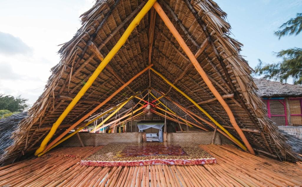 Kizingo Beach Eco Lodge