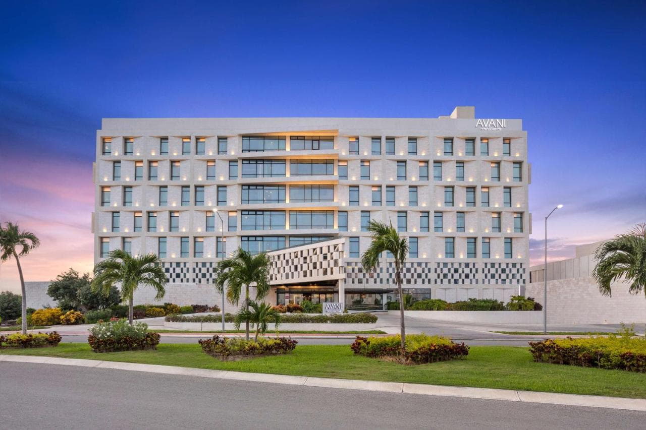 Avani Cancun Airport Previously NH Cancun Airport 