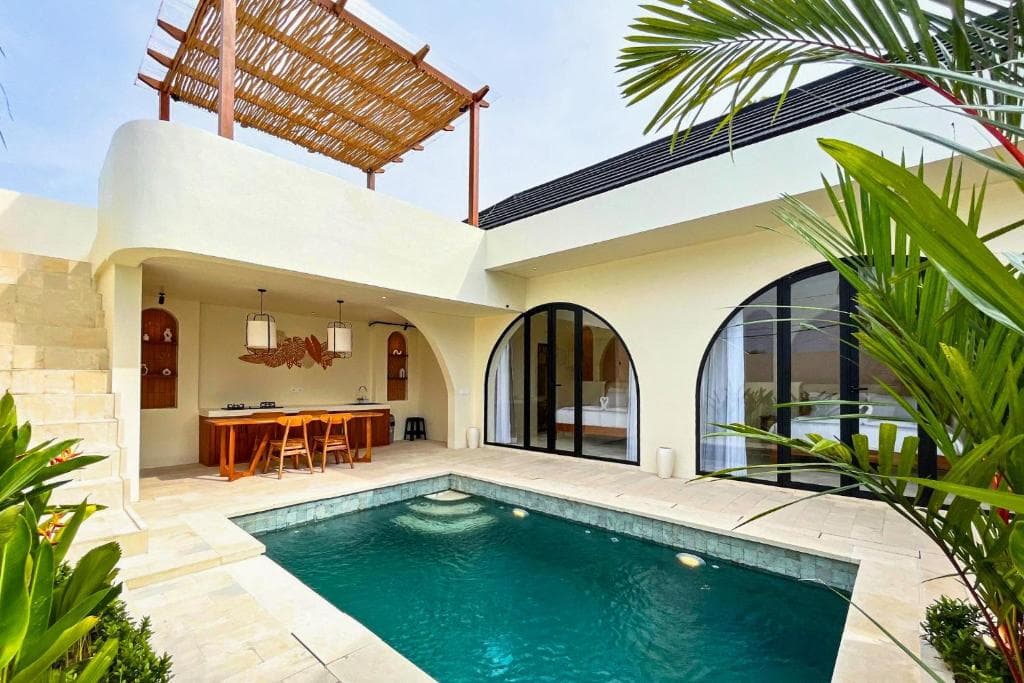 Esha Private Pool Villas By AGATA