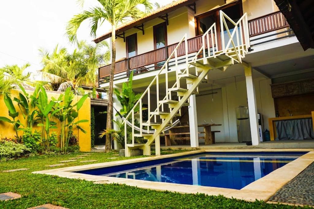 Amazing 3 Bedrooms Villa 5 Min To The Beach TV