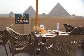 Pyramids Palace INN