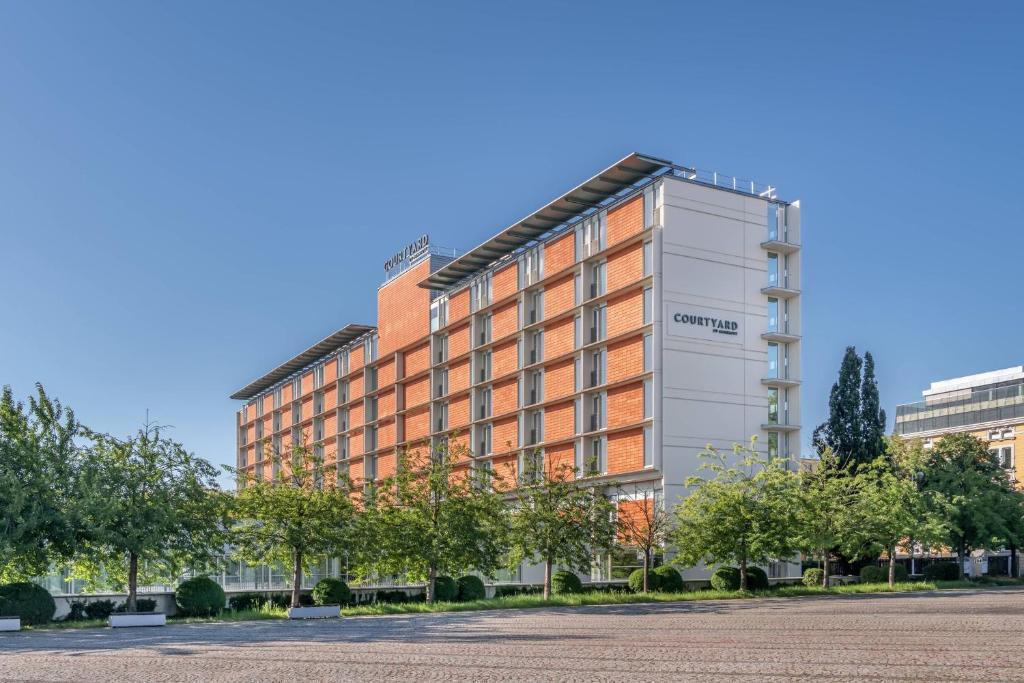 Courtyard By Marriott Linz